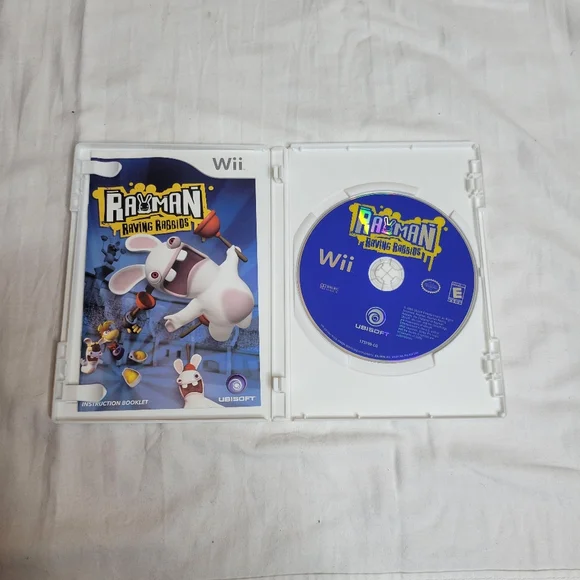 Wii Console Rayman 'Raving Rabbids' - Picture 3 of 3